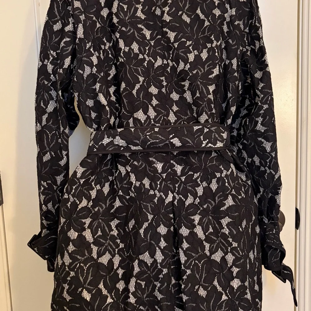 VENUS Vintage Black Lace Trench Coat - Picture 9 of 11